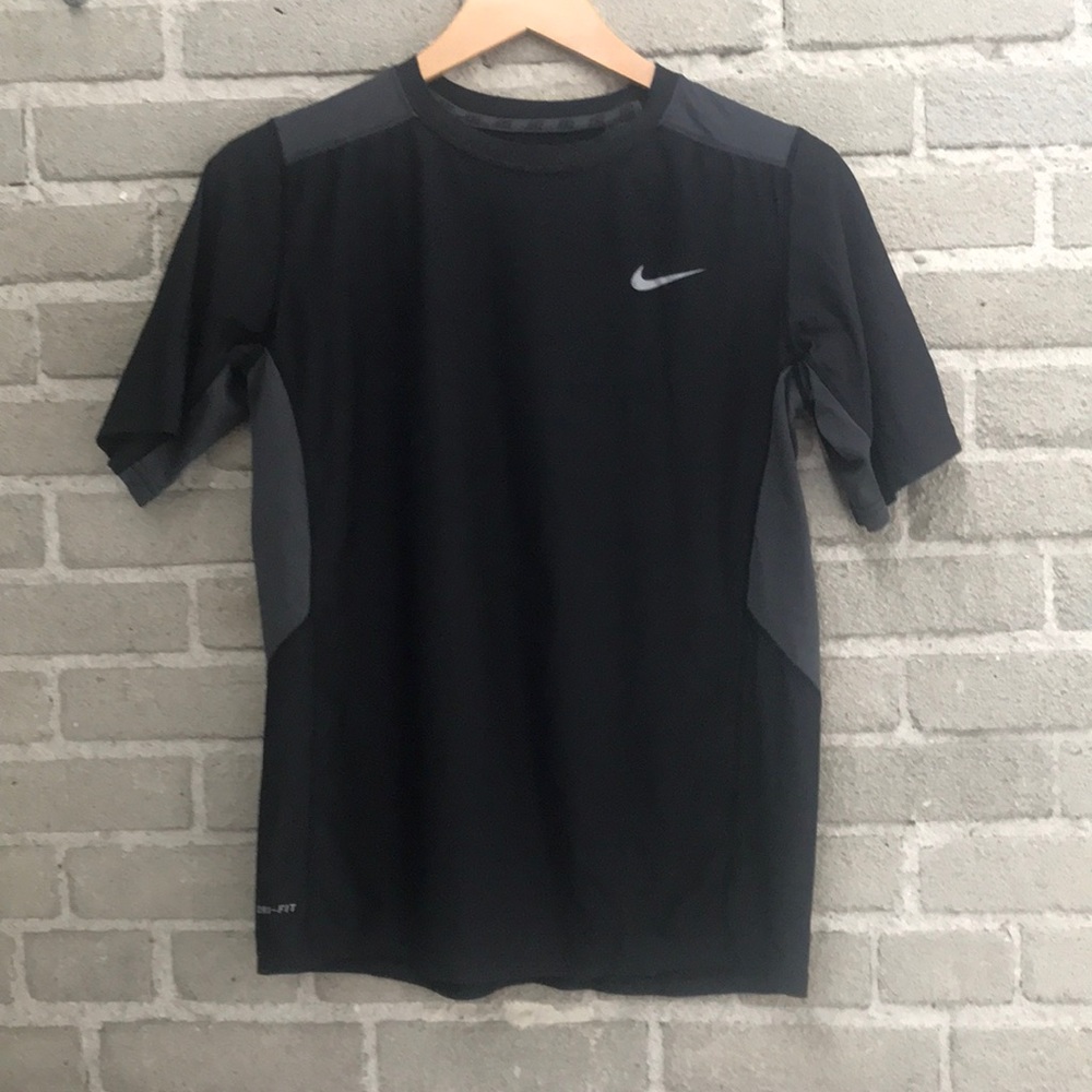 Nike Dri-Fit Shirt